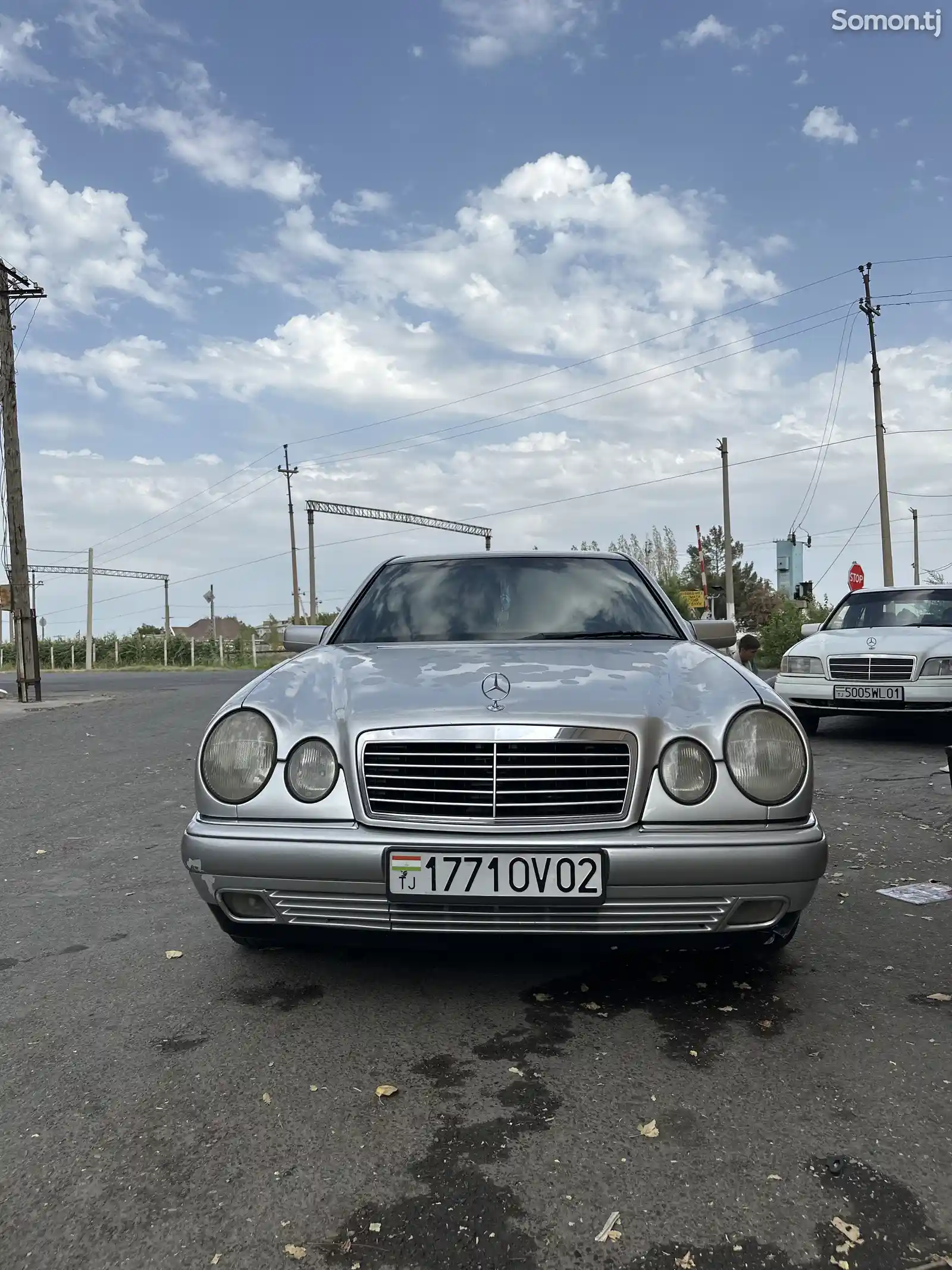 Mercedes-Benz E class, 1988-1