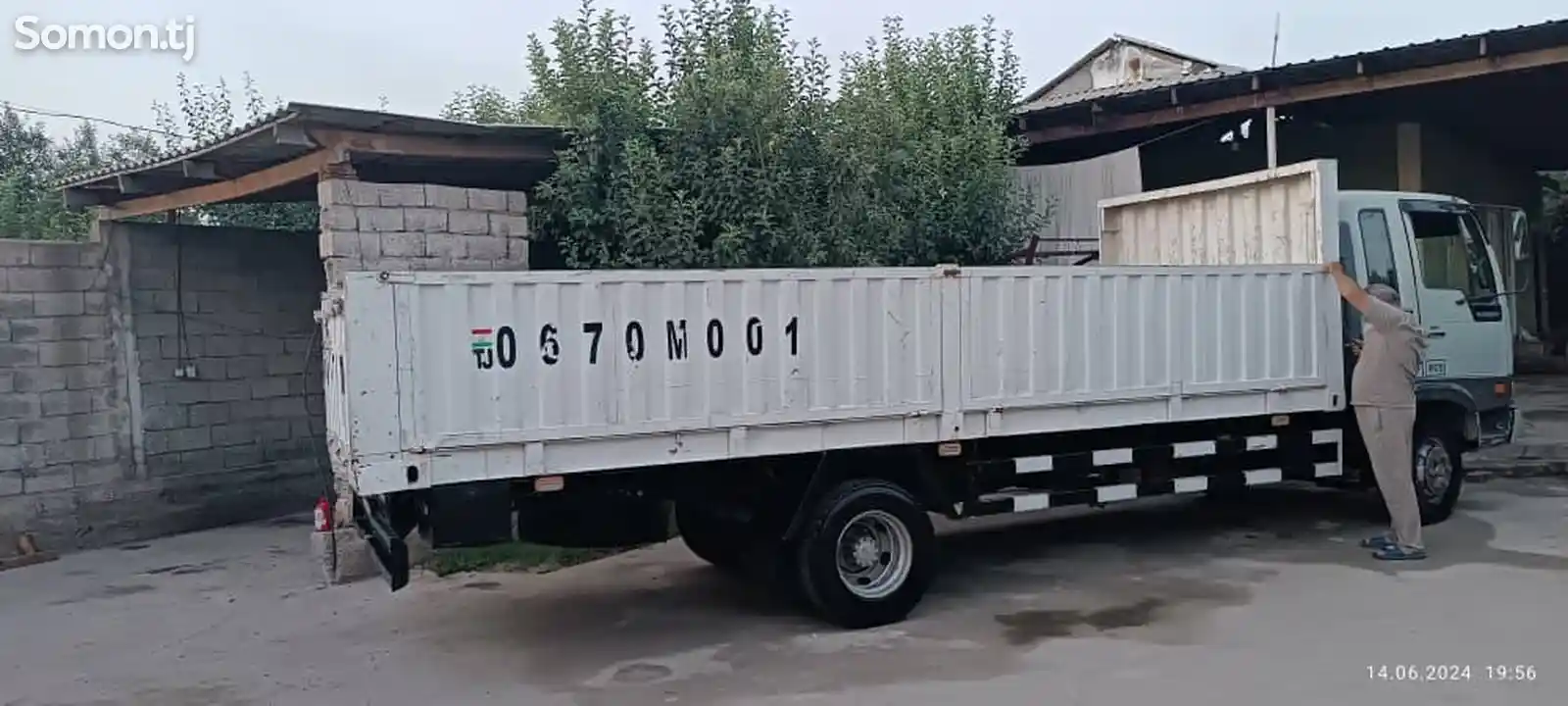 Бортовой грузовик Hino, 1993-3