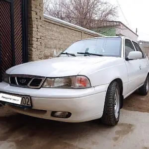 Daewoo Nexia, 1995