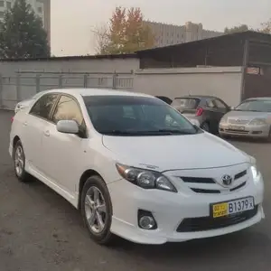 Toyota Corolla, 2013