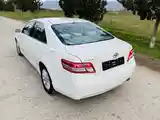 Toyota Camry, 2011-8