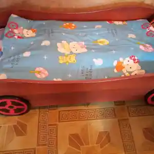 Кроватка