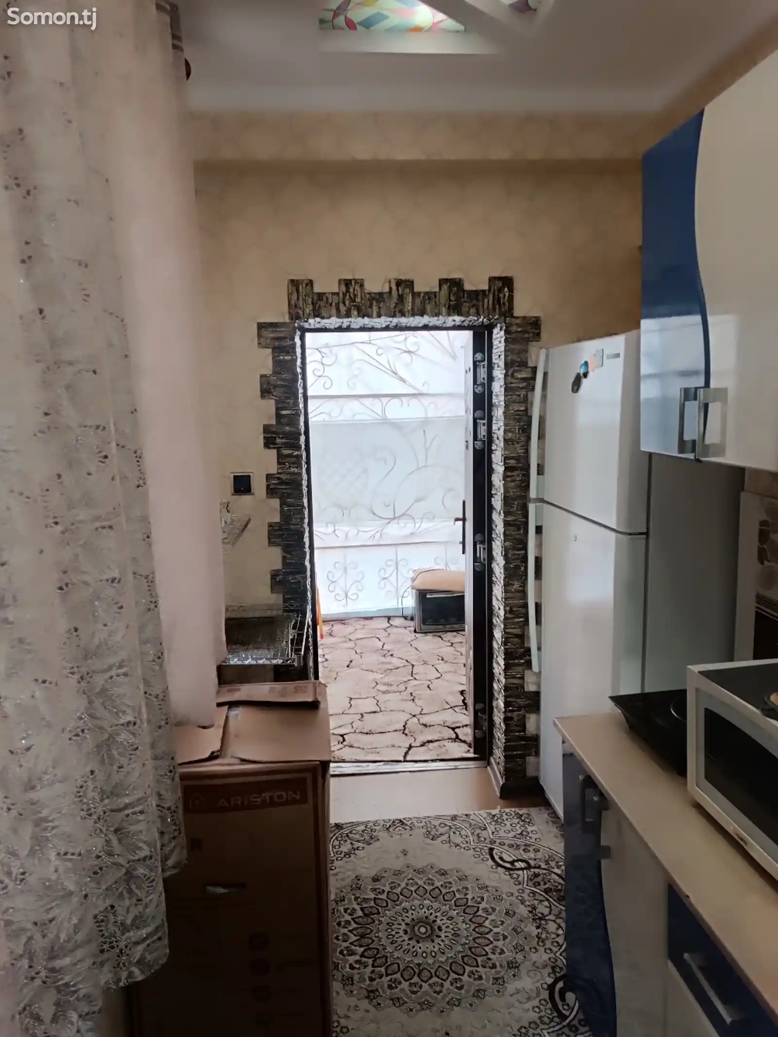 3-комн. квартира, 1 этаж, 70м², 9мкр-3