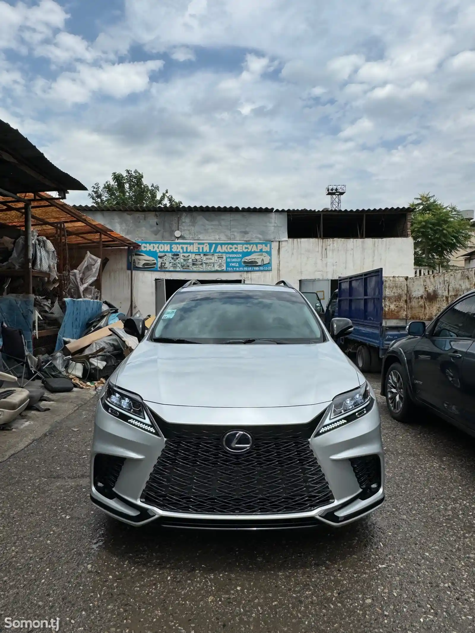 Бампер на Lexus-5