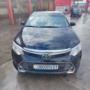 Toyota Camry, 2016