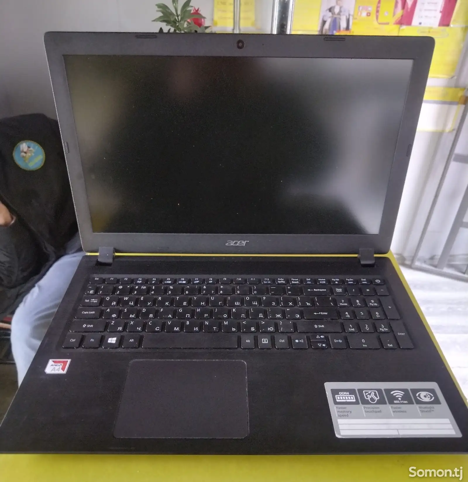 Ноутбук Acer Aspire-1