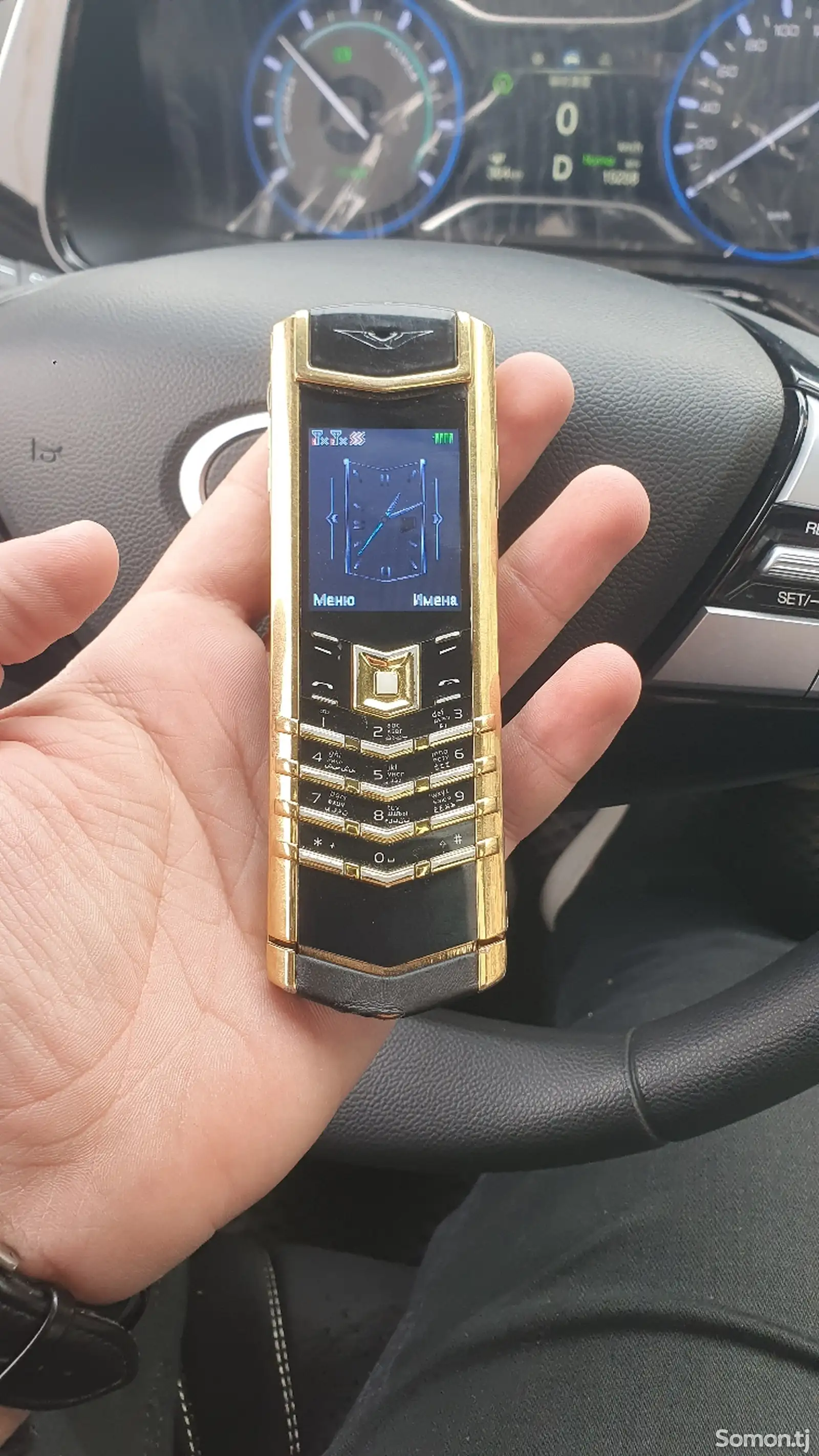 Телефон Vertu-1