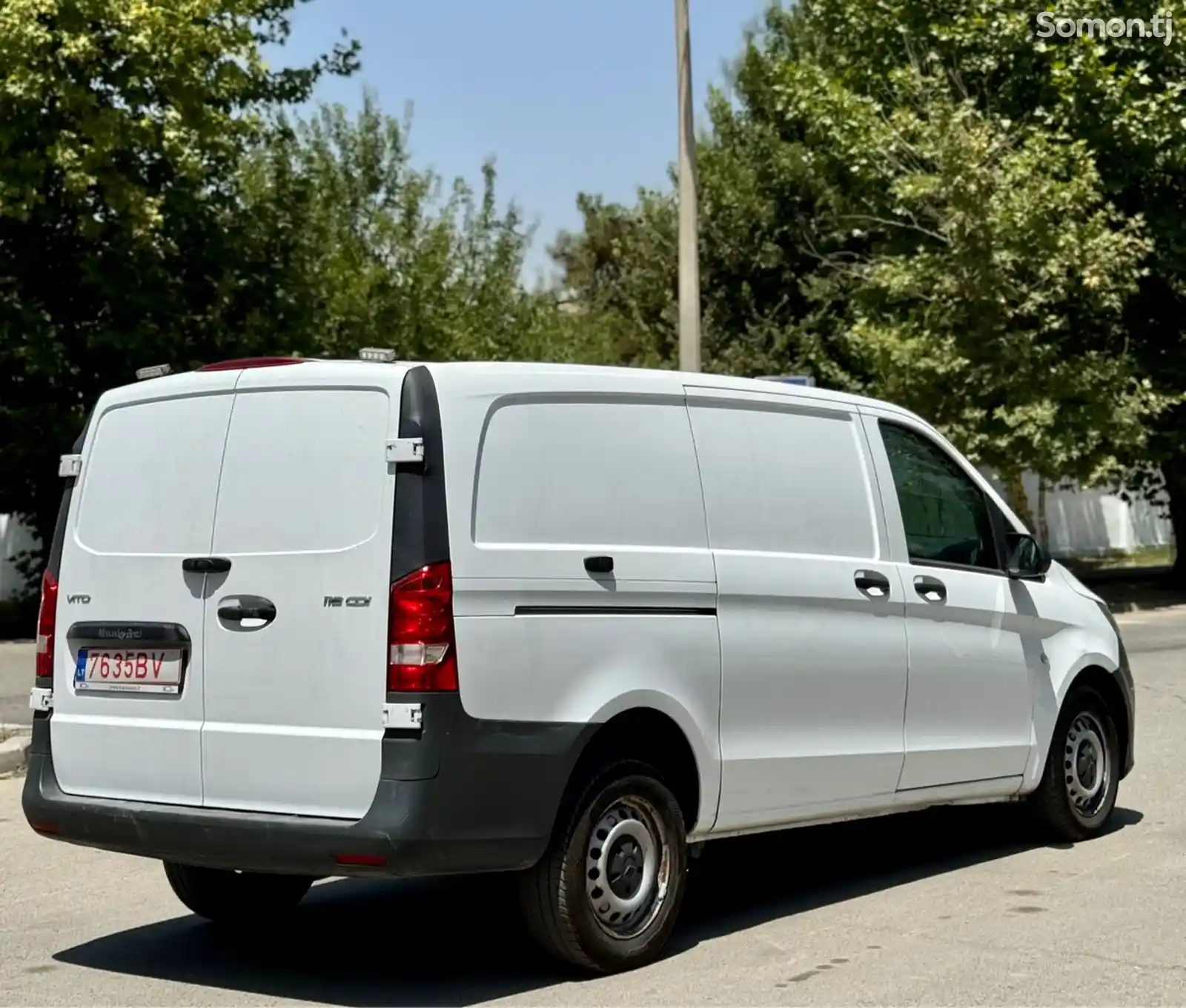 Фургон Mercedes Benz Vito, 2015-4