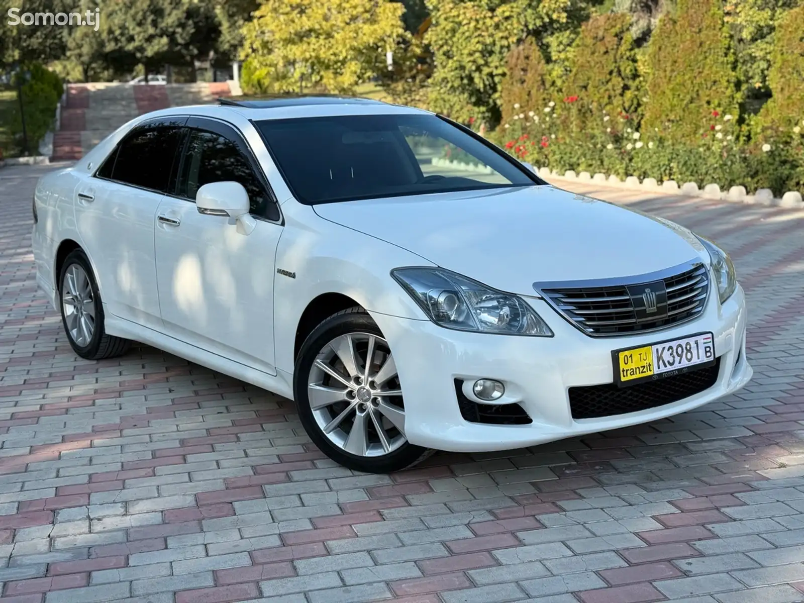 Toyota Crown, 2009-16