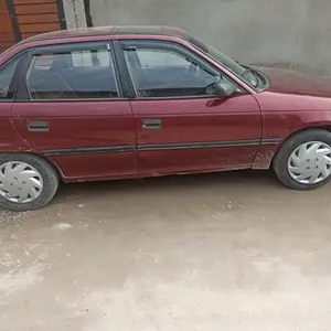 Opel Astra F, 1992