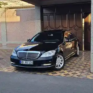 Mercedes-Benz S class, 2012