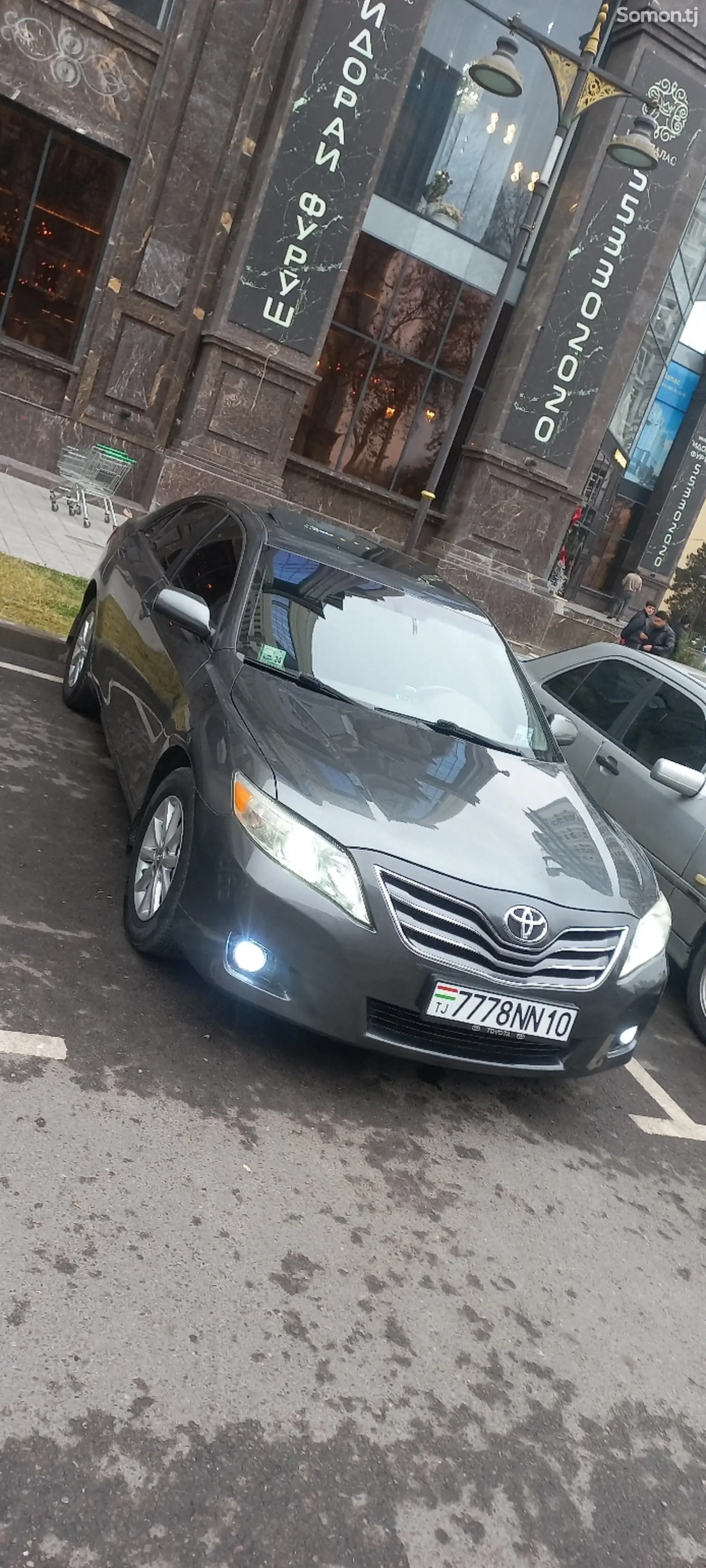 Toyota Camry, 2010-1