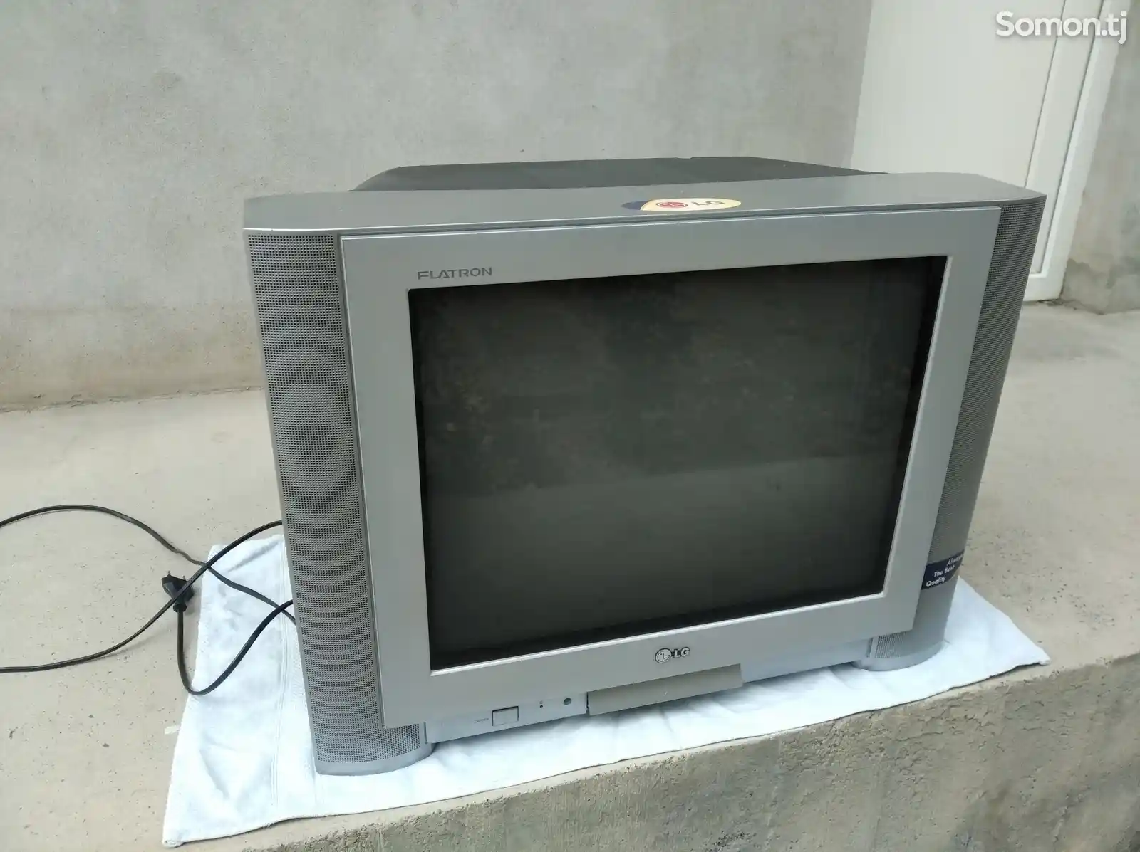 Телевизор LG-1