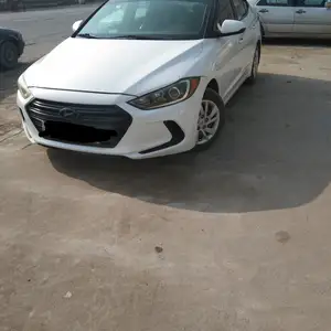 Hyundai Elantra, 2017