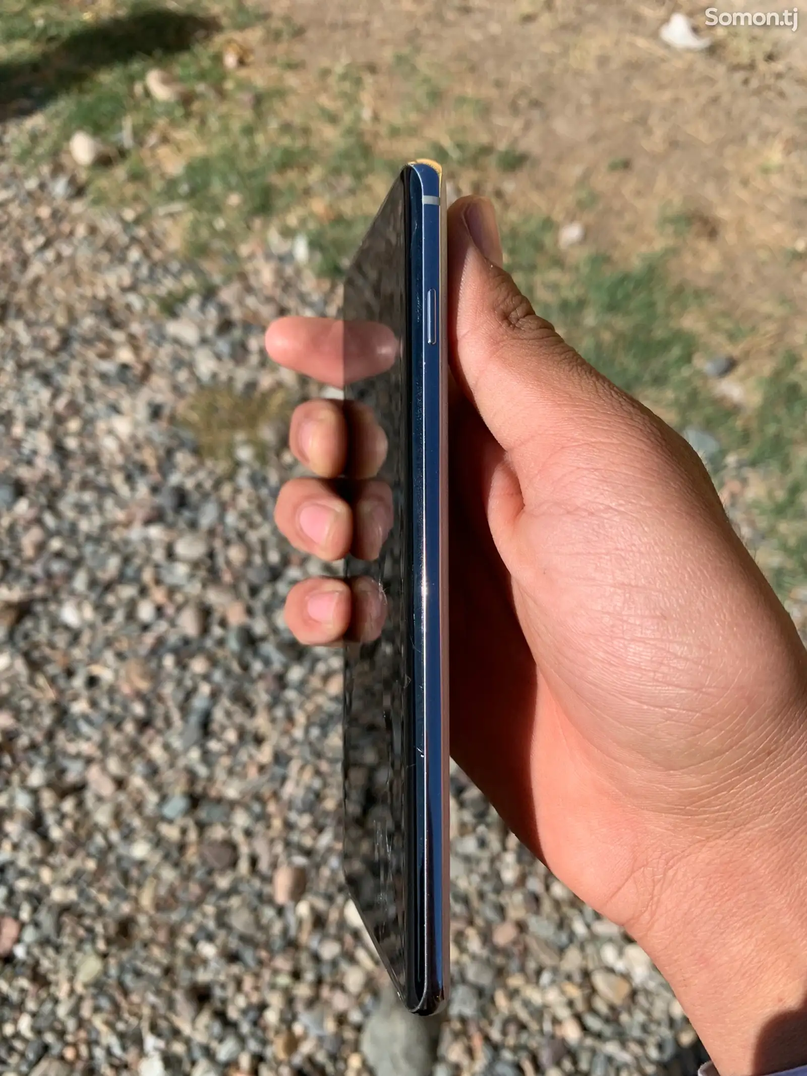 Samsung Galaxy S10+-5