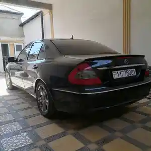 Mercedes-Benz E class, 2008