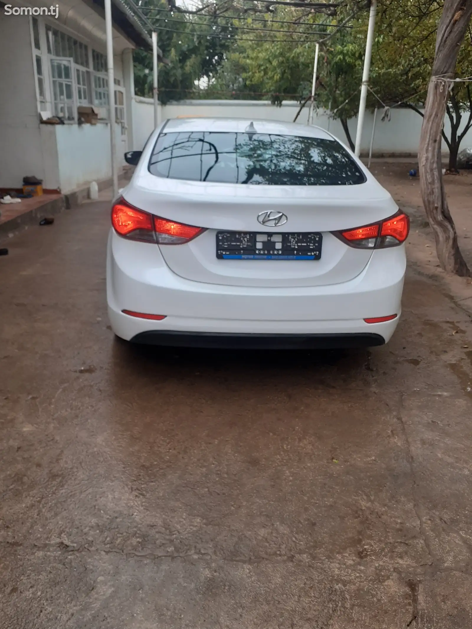 Hyundai Elantra, 2015-4