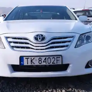 Toyota Camry, 2010