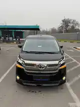 Toyota Vellfire, 2018-5