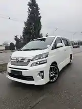 Toyota Vellfire, 2014-8