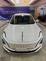 Hongqi E-QM5, 2024-2