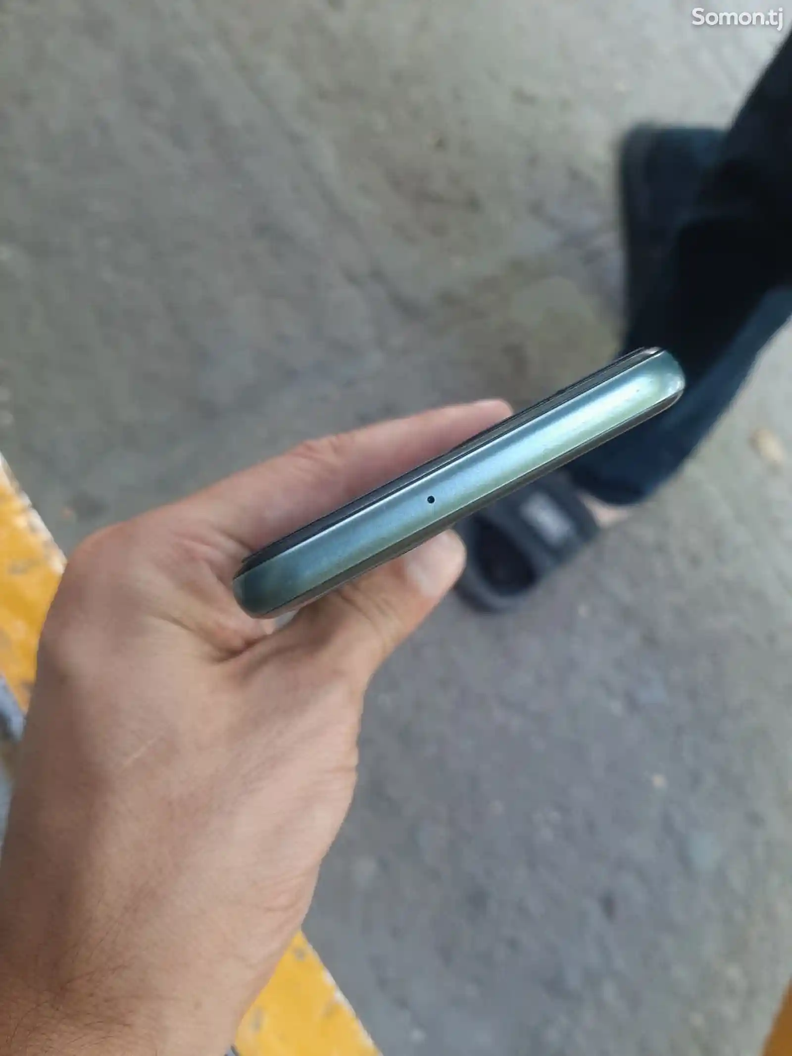 Samsung Galaxy M33 128/6Gb Silver-6