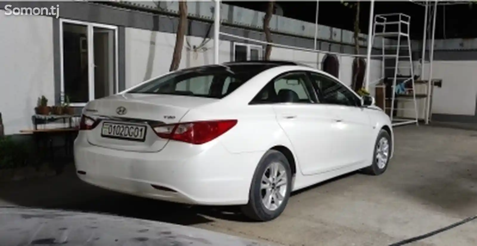 Hyundai Sonata, 2010-8