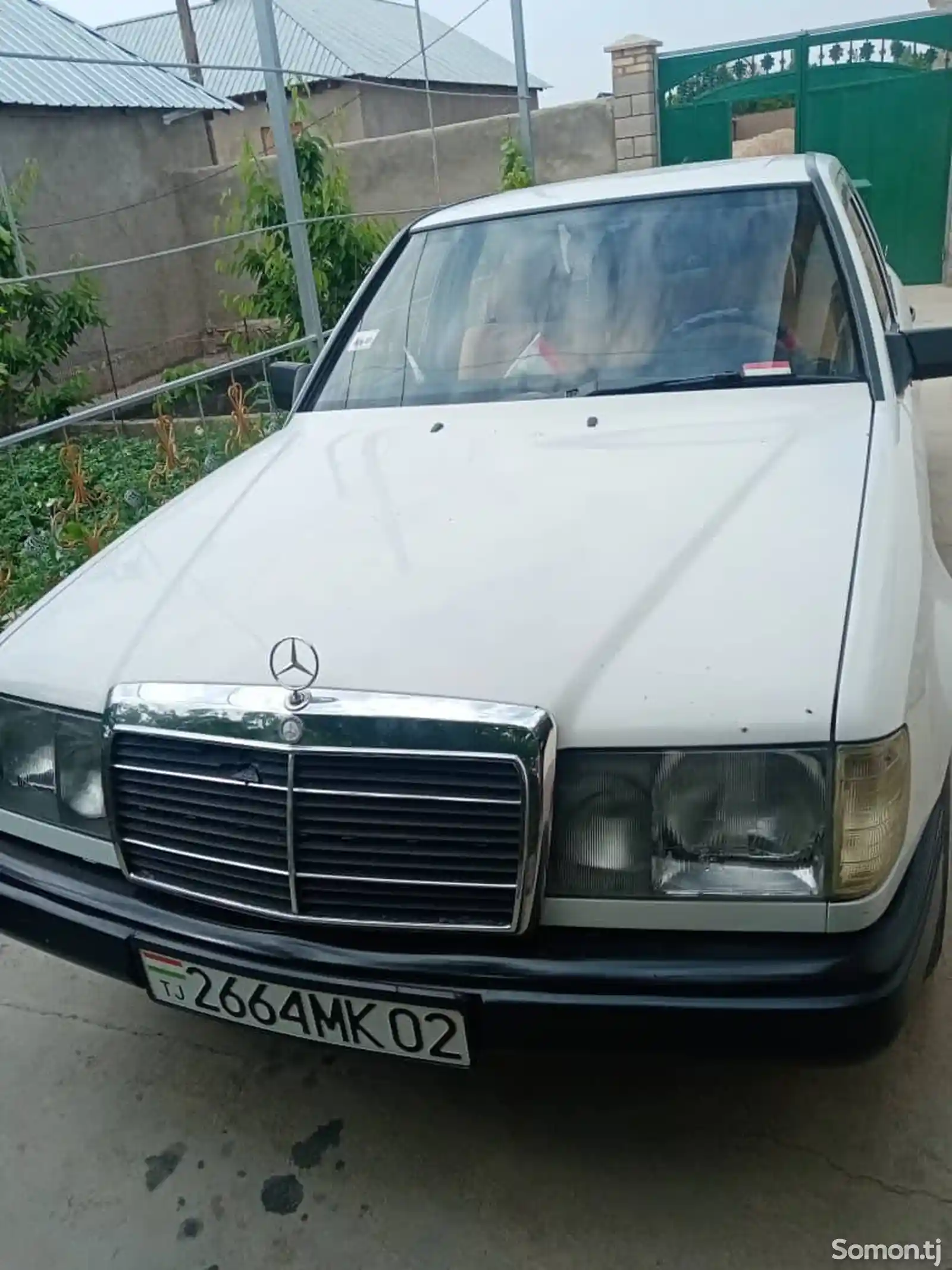 Mercedes-Benz W124, 1988-2