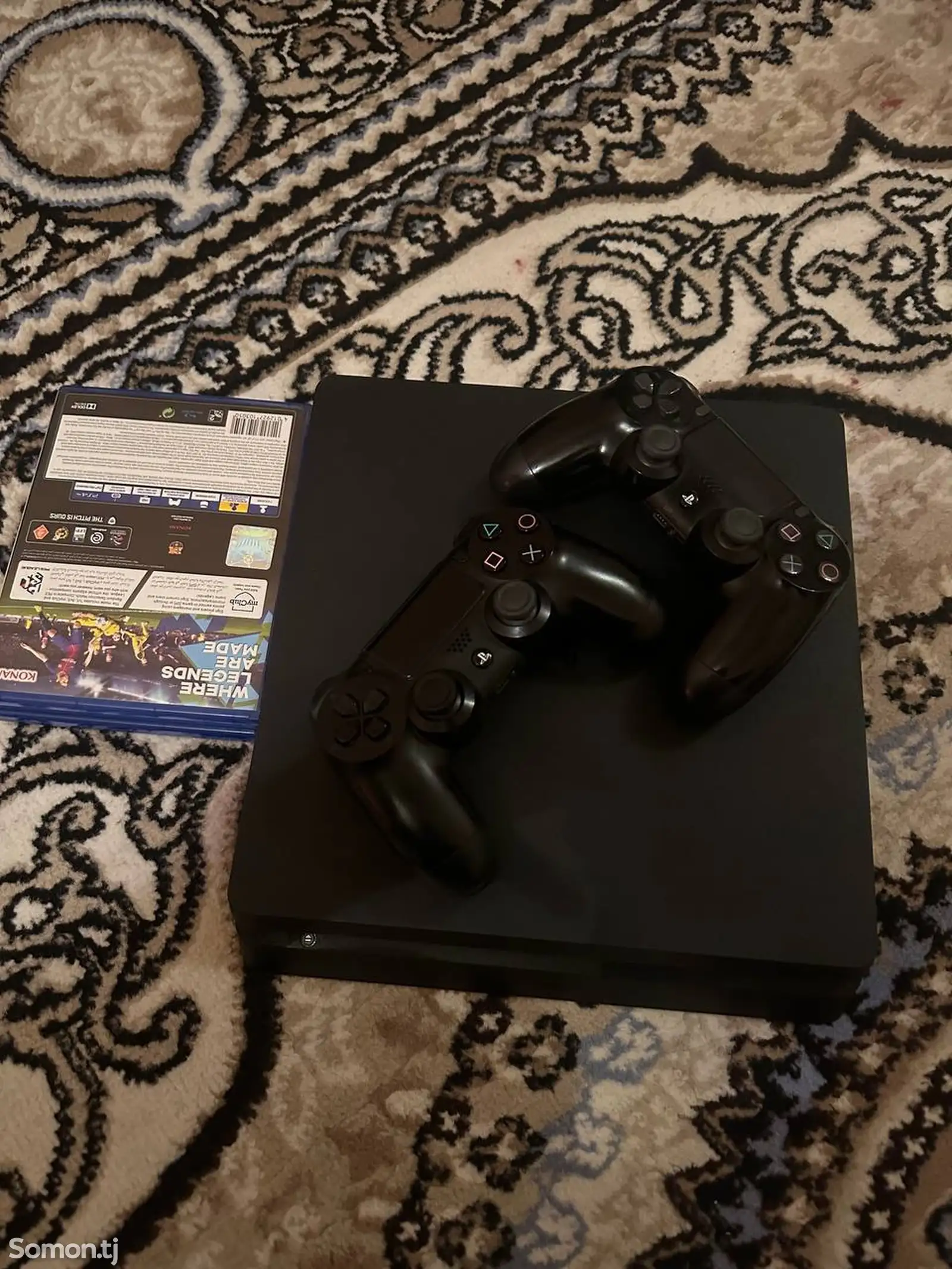 Игровая приставка Sony PlayStation 4 Slim-1