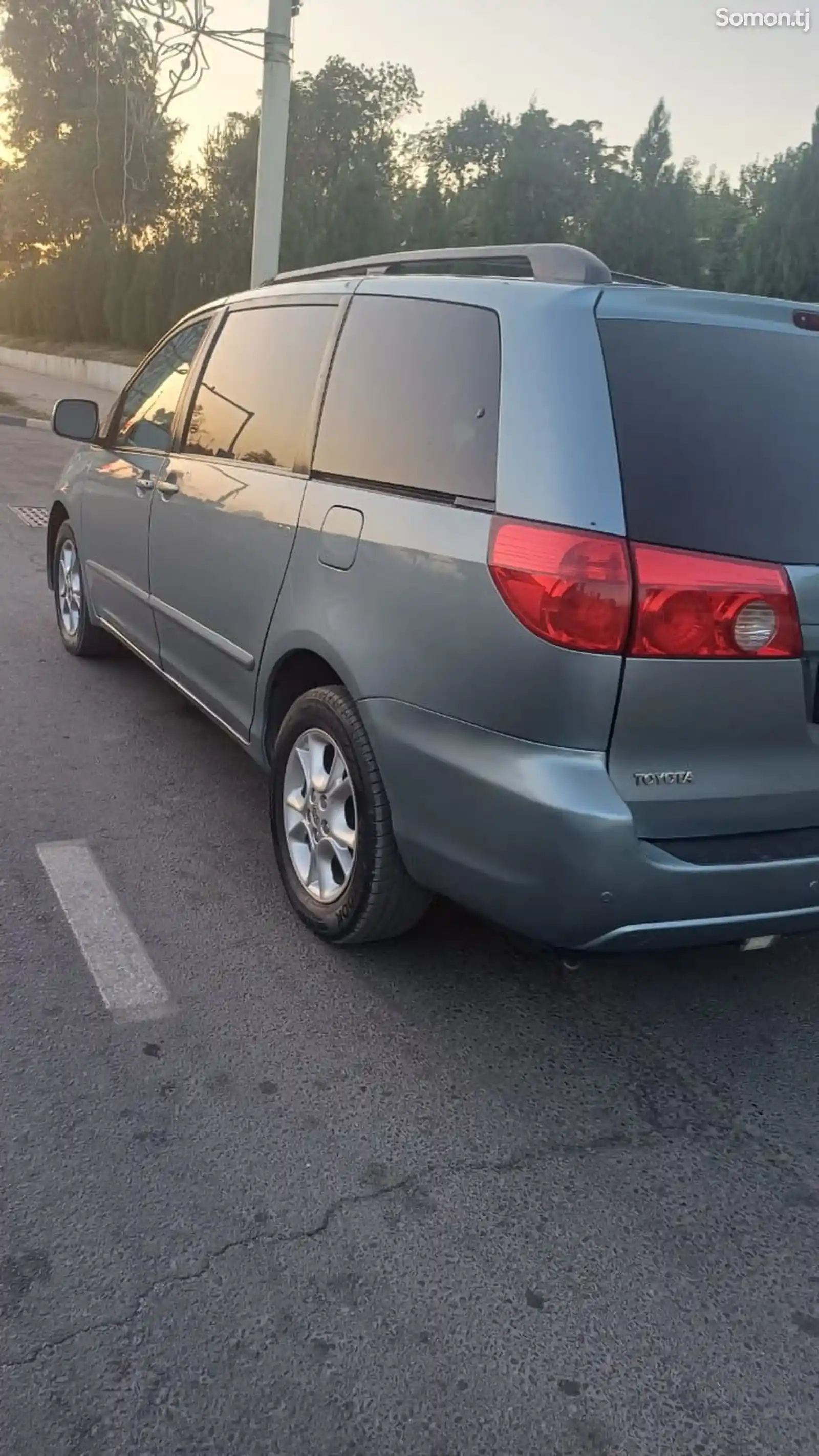 Toyota Sienna, 2006-7