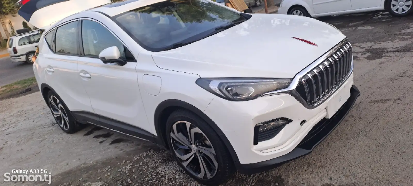 Hongqi E-HS3, 2019-1