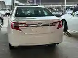 Toyota Camry, 2013-7