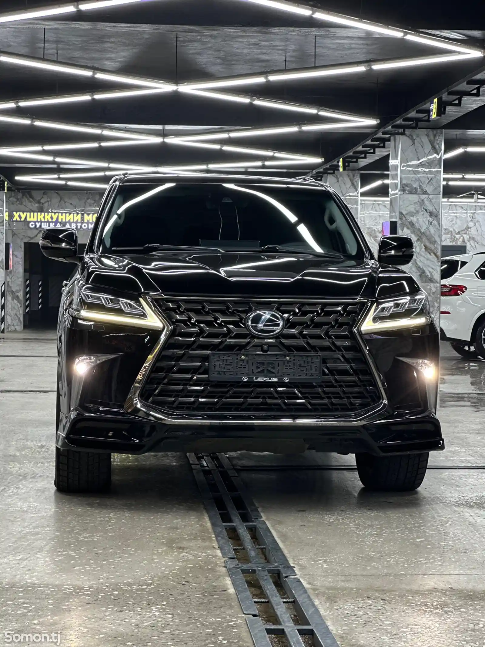 Lexus LX series, 2017-1