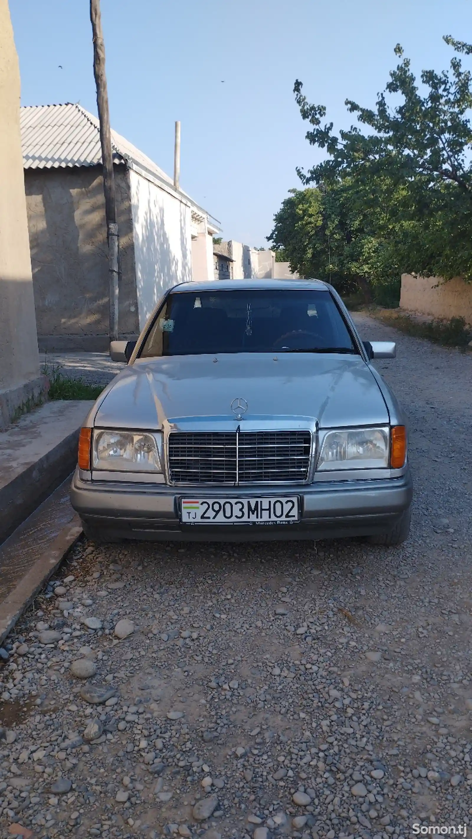 Mercedes-Benz W124, 1992-3