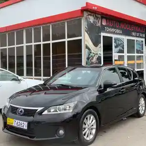 Lexus CT series, 2013