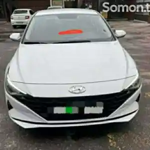 Лобовое стекло от Hyundai Elantra 2022