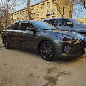 Hyundai Ioniq, 2021