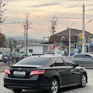 Toyota Camry, 2011