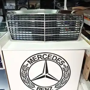 Облицовка от Mercedes Benz