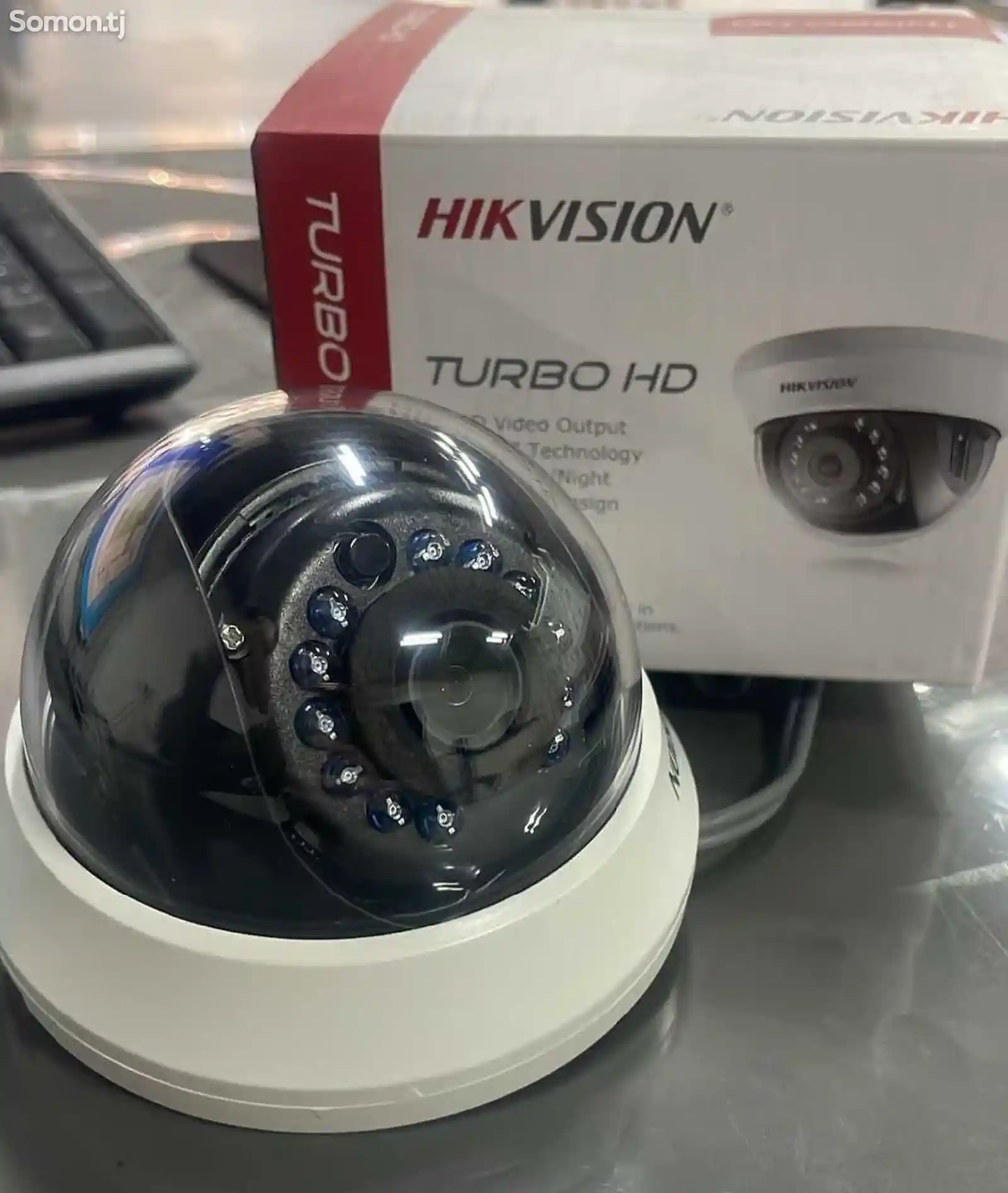 Аналоговая камера Hikvision DS-2CE56COT-IRP