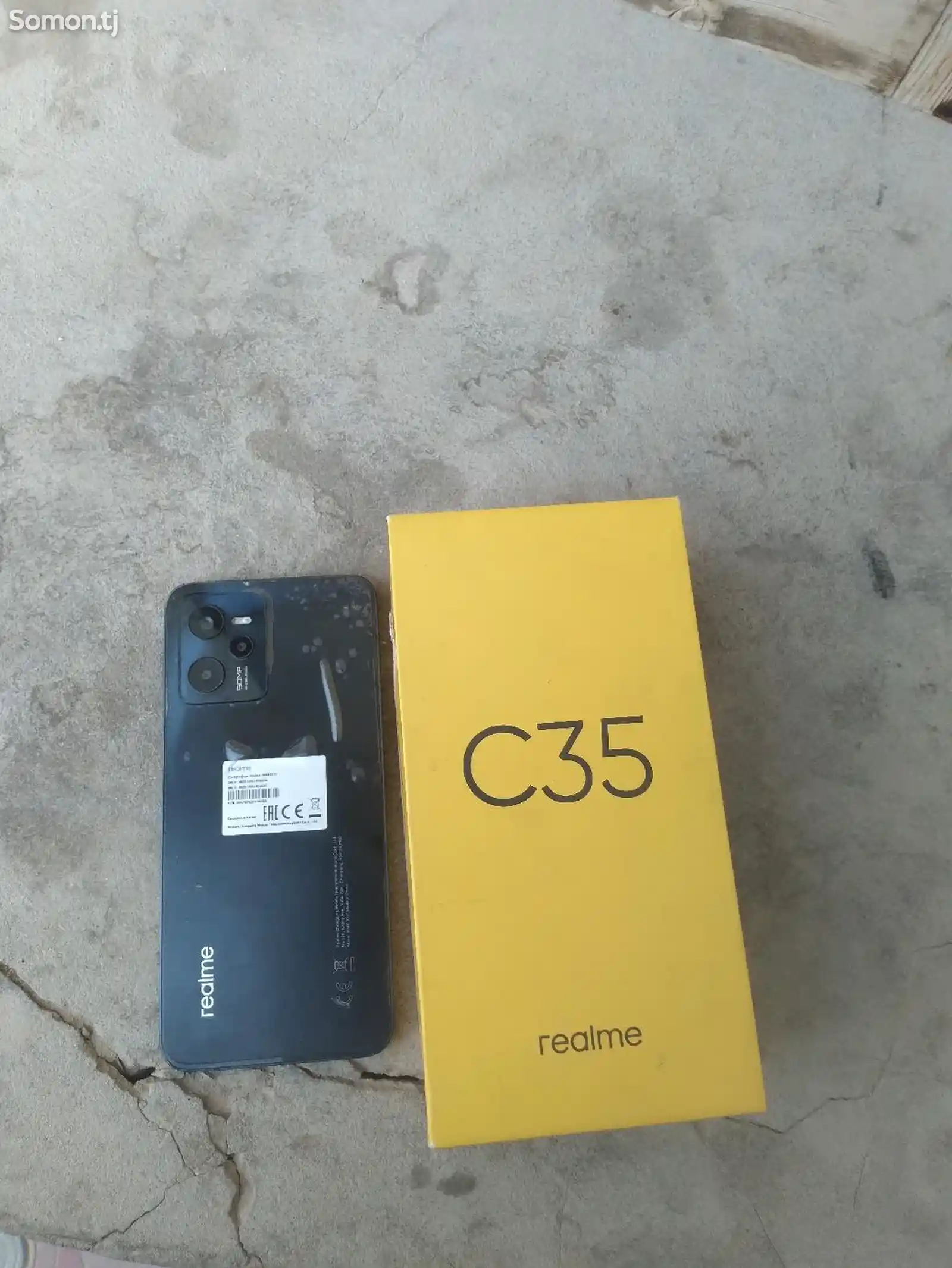 Realme C35-1