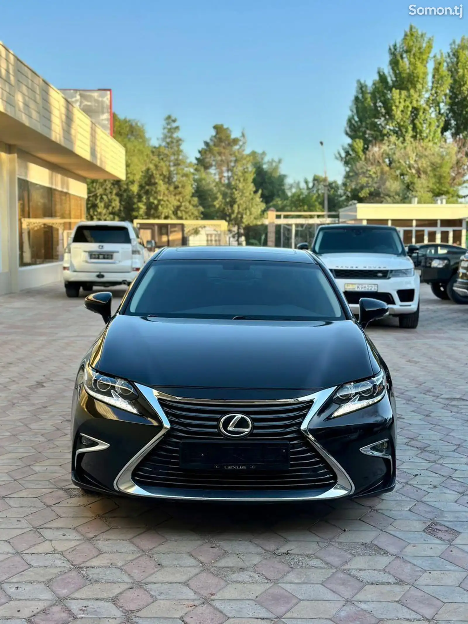 Lexus ES series, 2013-1