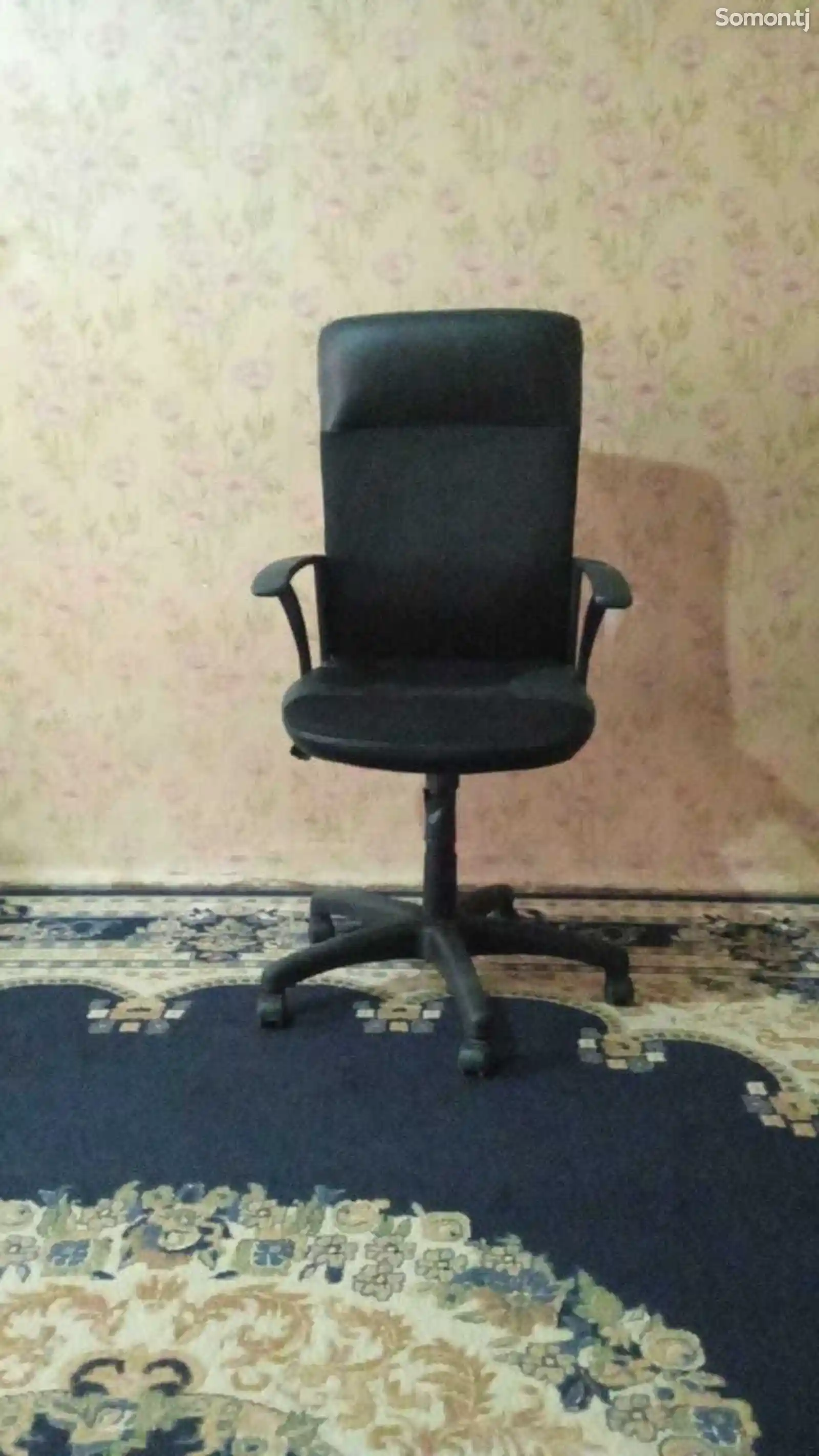 Офисный стул-2