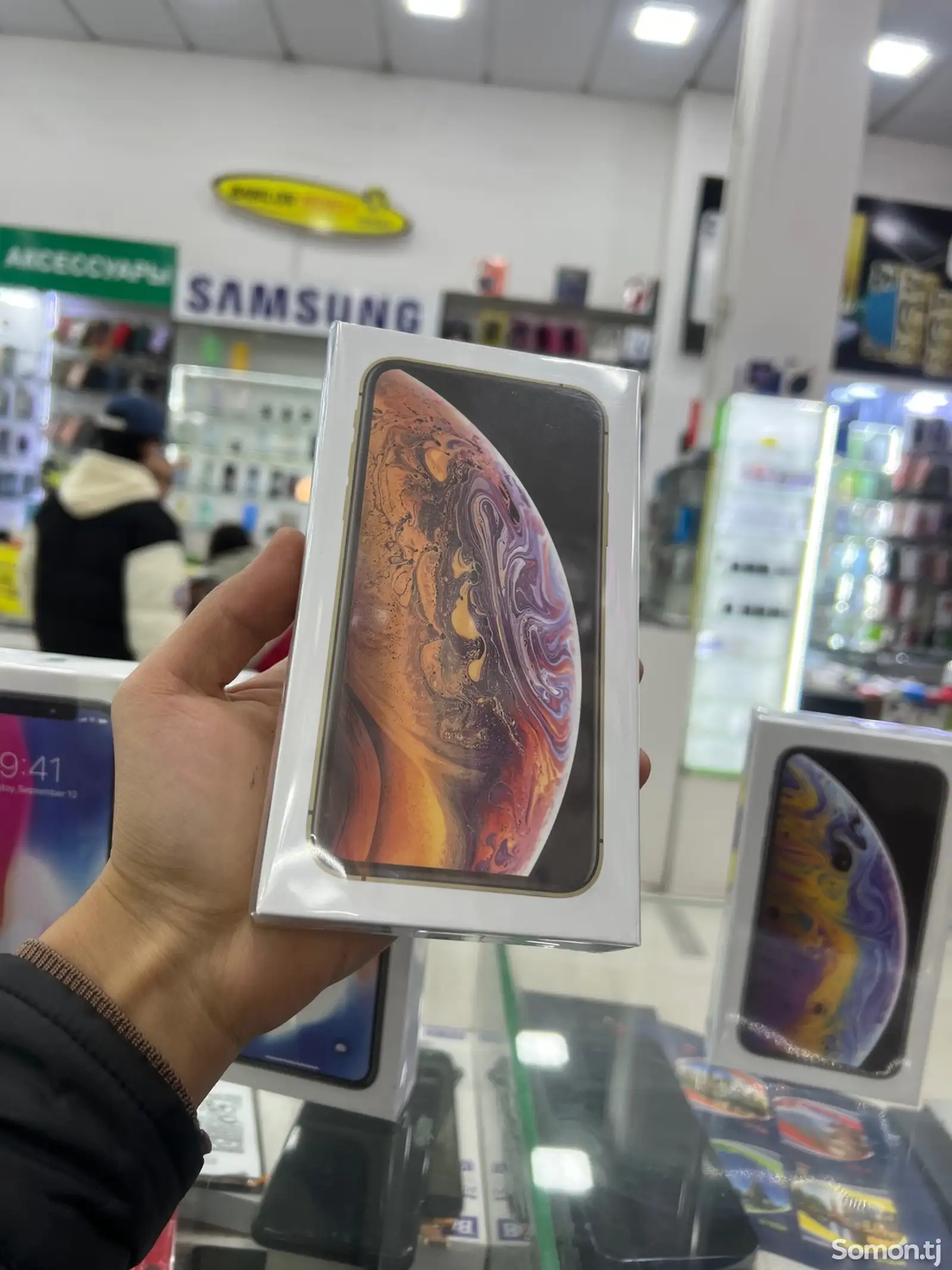 Apple iPhone Xs, 256 gb, Gold-1