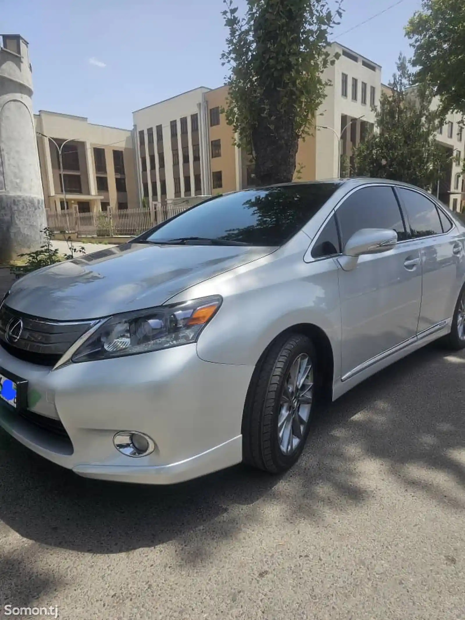 Lexus HS series, 2010-1