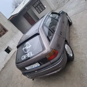 Opel Astra F, 1992