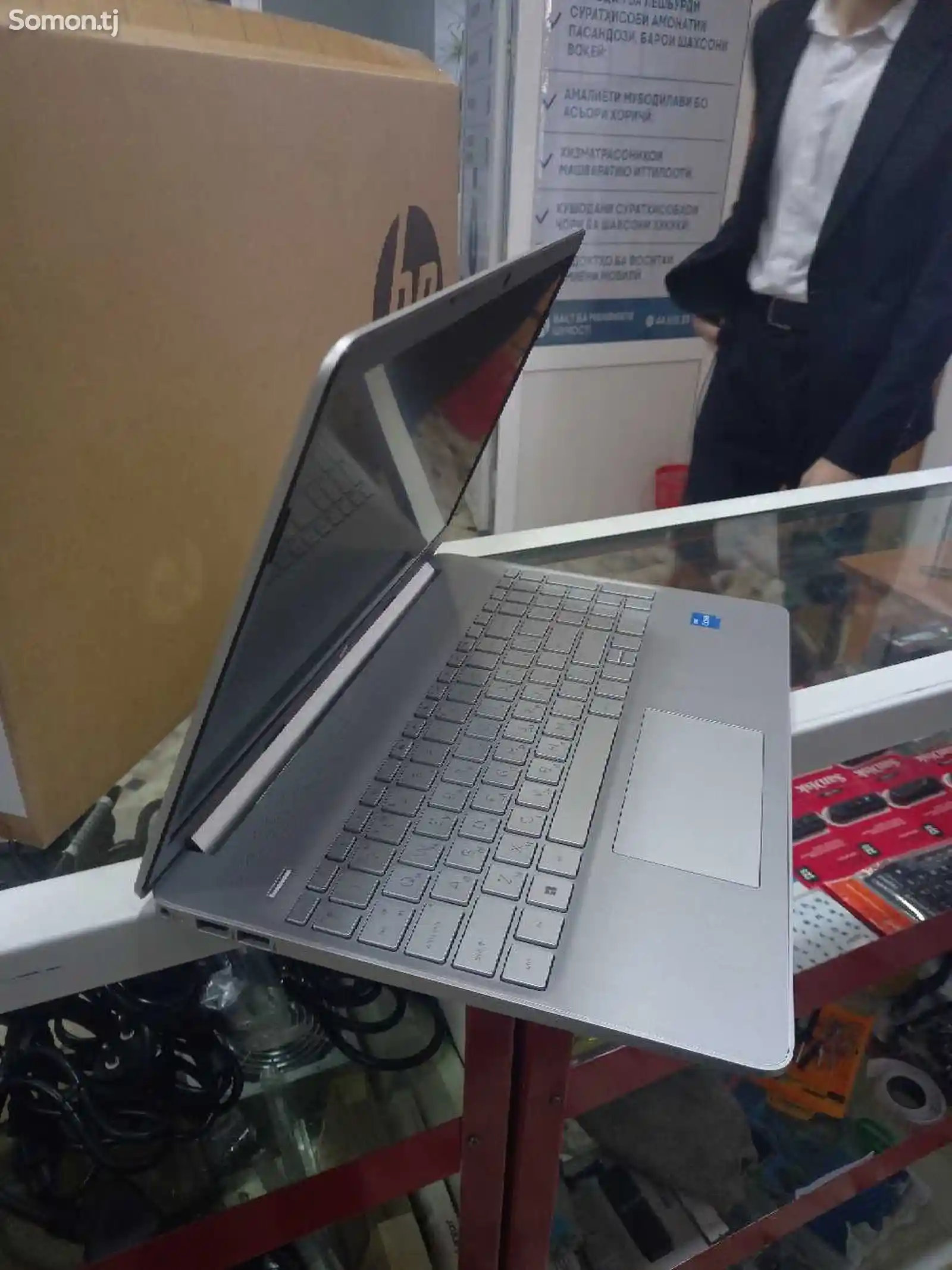Ноутбук HP i3-4