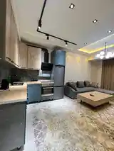 2-комн. квартира, 3 этаж, 60м², Улица Айни, Гостиница Хилтон, Шохмансур-2