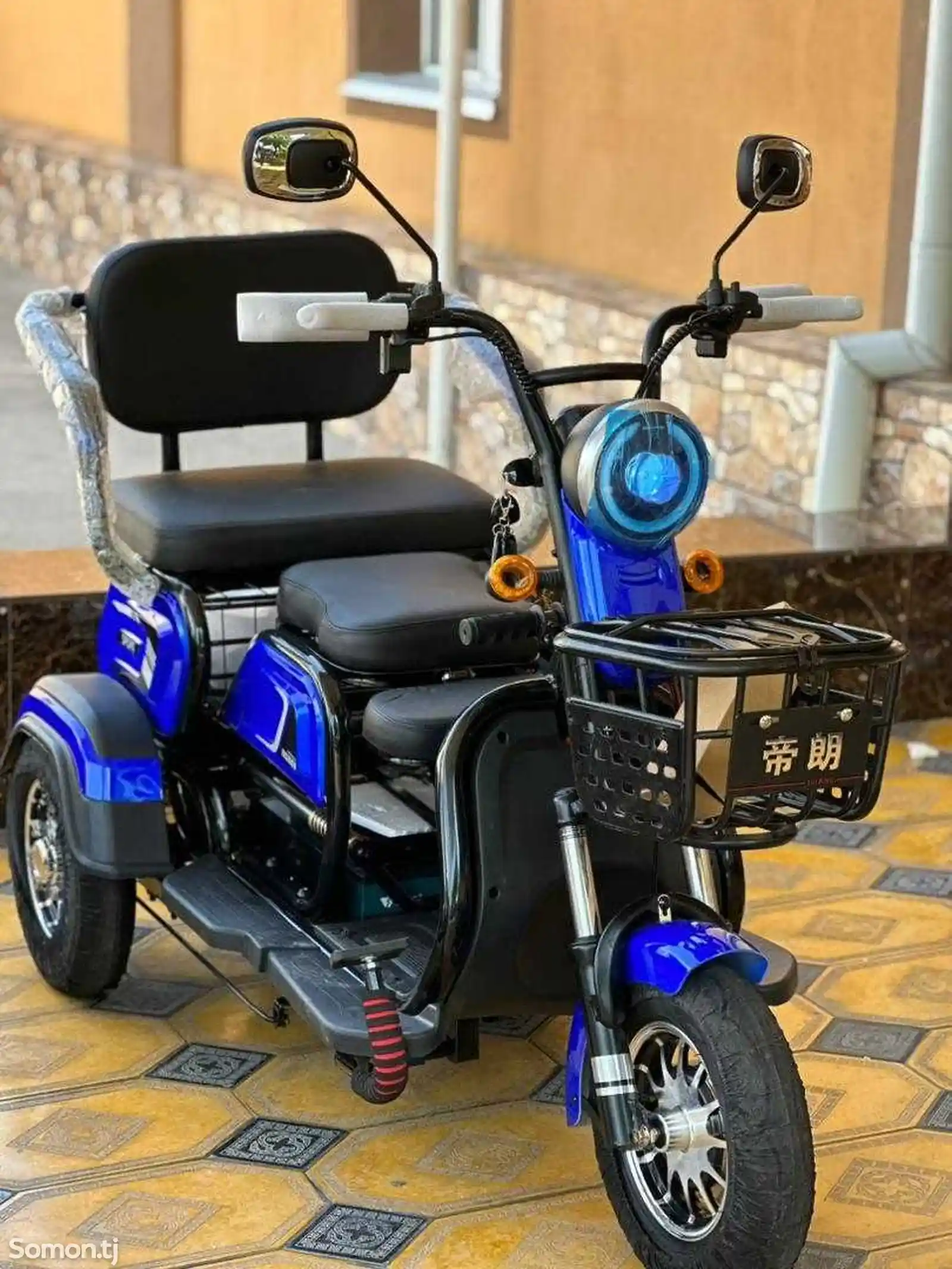 Инвалидная коляска с аккумулятором-4