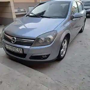Opel Astra H, 2004